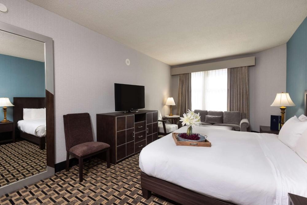 Inn at the Colonnade Baltimore - A DoubleTree by Hilton Hotel