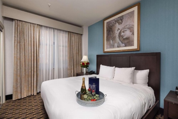 Inn at the Colonnade Baltimore - A DoubleTree by Hilton Hotel image 58